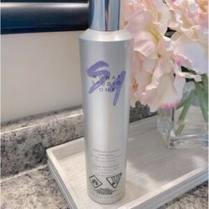 Monat Refinish Control Hairspray NEW